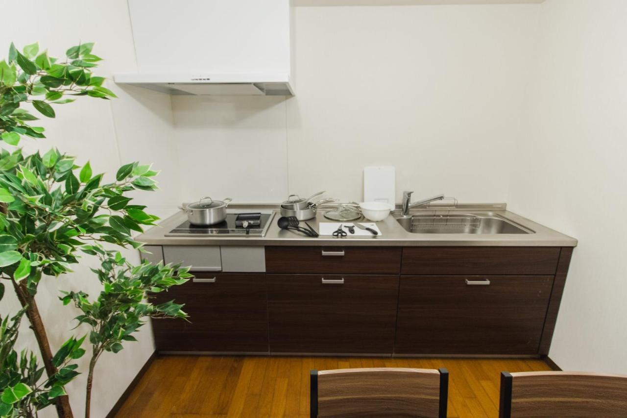 Premier Suite Shinjuku Kagurazaka Токио Экстерьер фото
